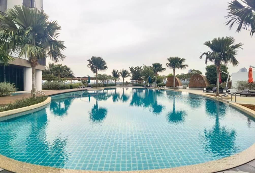 C0704 Almas Suite Seaview & Netflix Stay Nusajaya  Ngoại thất bức ảnh