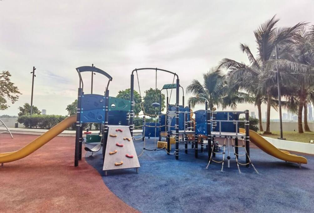 C0704 Almas Suite Seaview & Netflix Stay Nusajaya  Ngoại thất bức ảnh