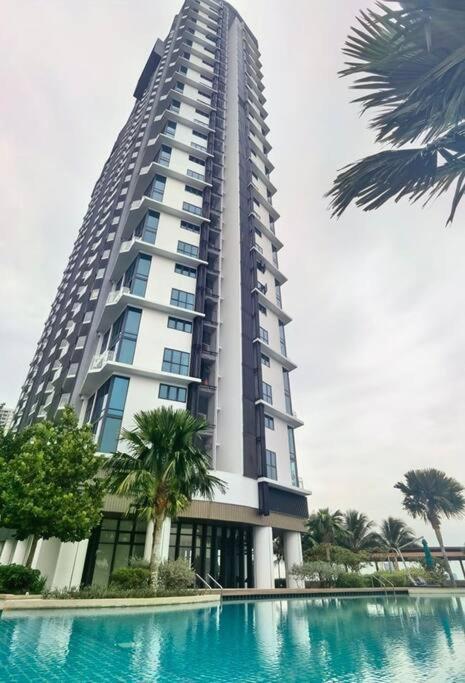 C0704 Almas Suite Seaview & Netflix Stay Nusajaya  Ngoại thất bức ảnh